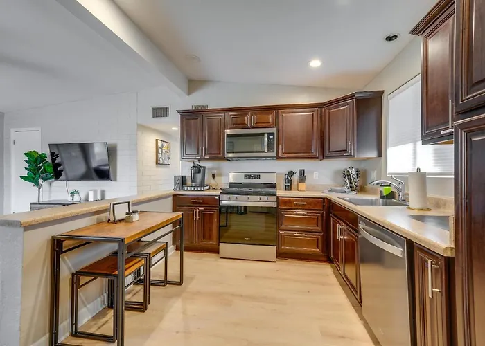 Asu Base! ~ 4 Mi To Old Town Scottsdale! Tempe